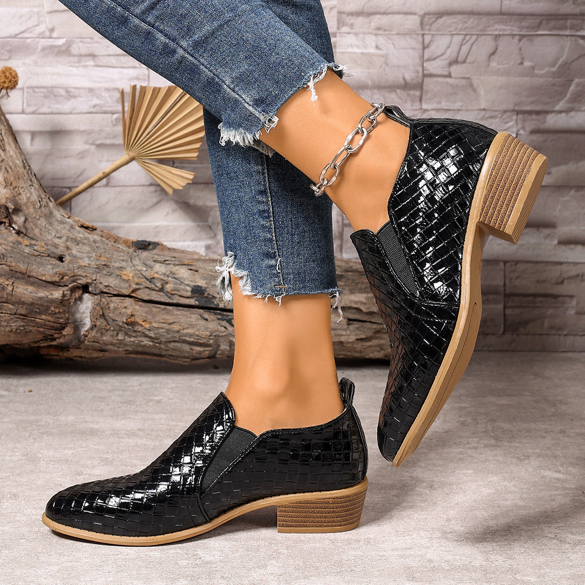 LORENA LOW BLOCK ANKLE BOOTS