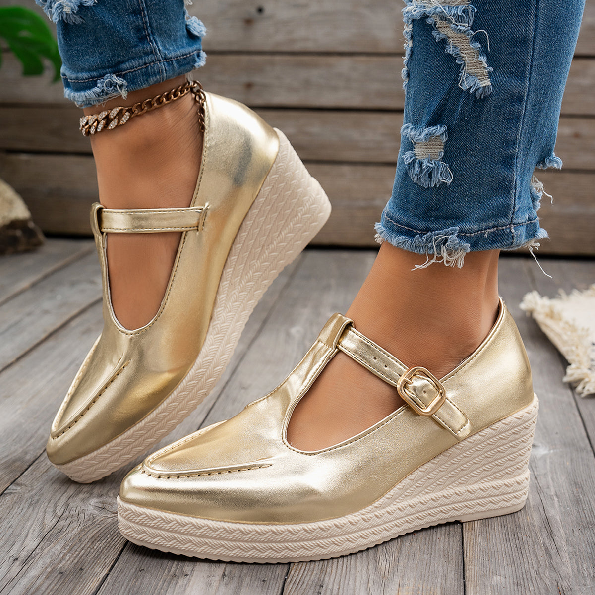 LUMEA POINTED WEDGE SANDALS