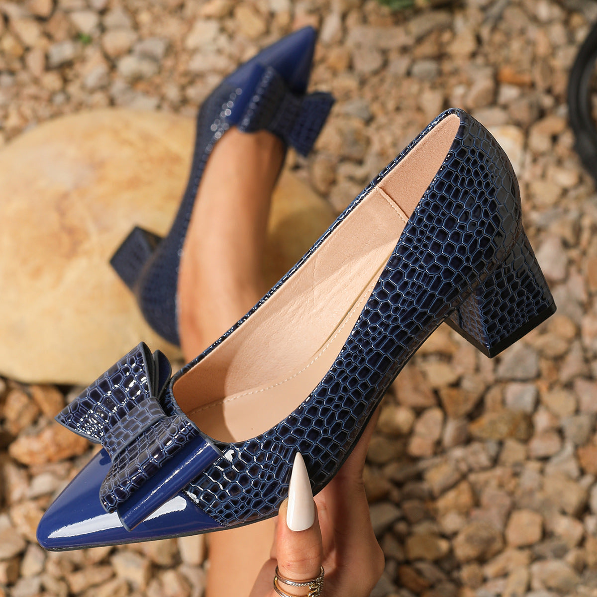 VALENCIA BOW BLOCK HEELS