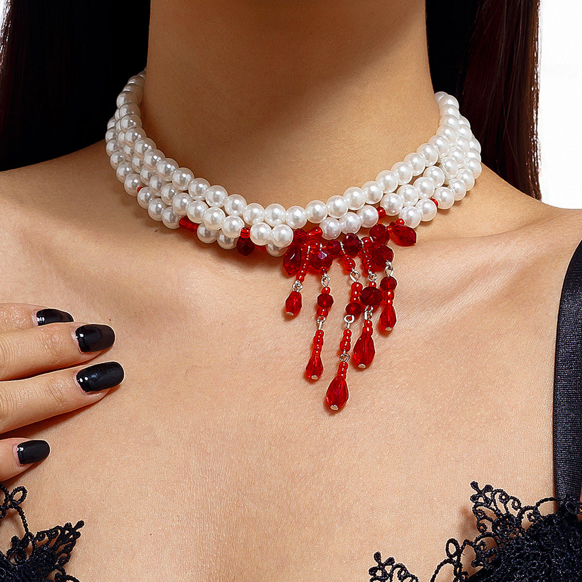 CRIMSON VEIL PEARL CHOKER