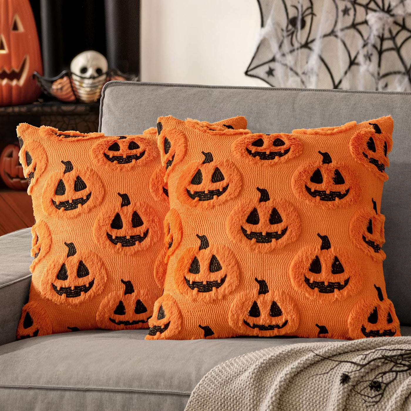 PUMPKIN HALLOW PILLOW COVERS